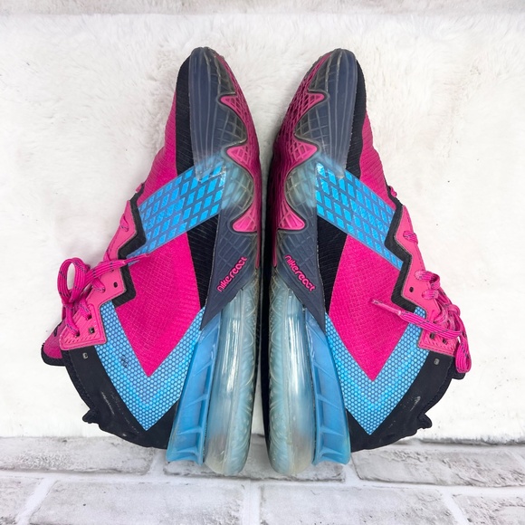 |•NIKE•| Men's Lebron XVIII Low Neon Light Fireberry Blk Lt Blue Fury Size 8.5 - Picture 6 of 12